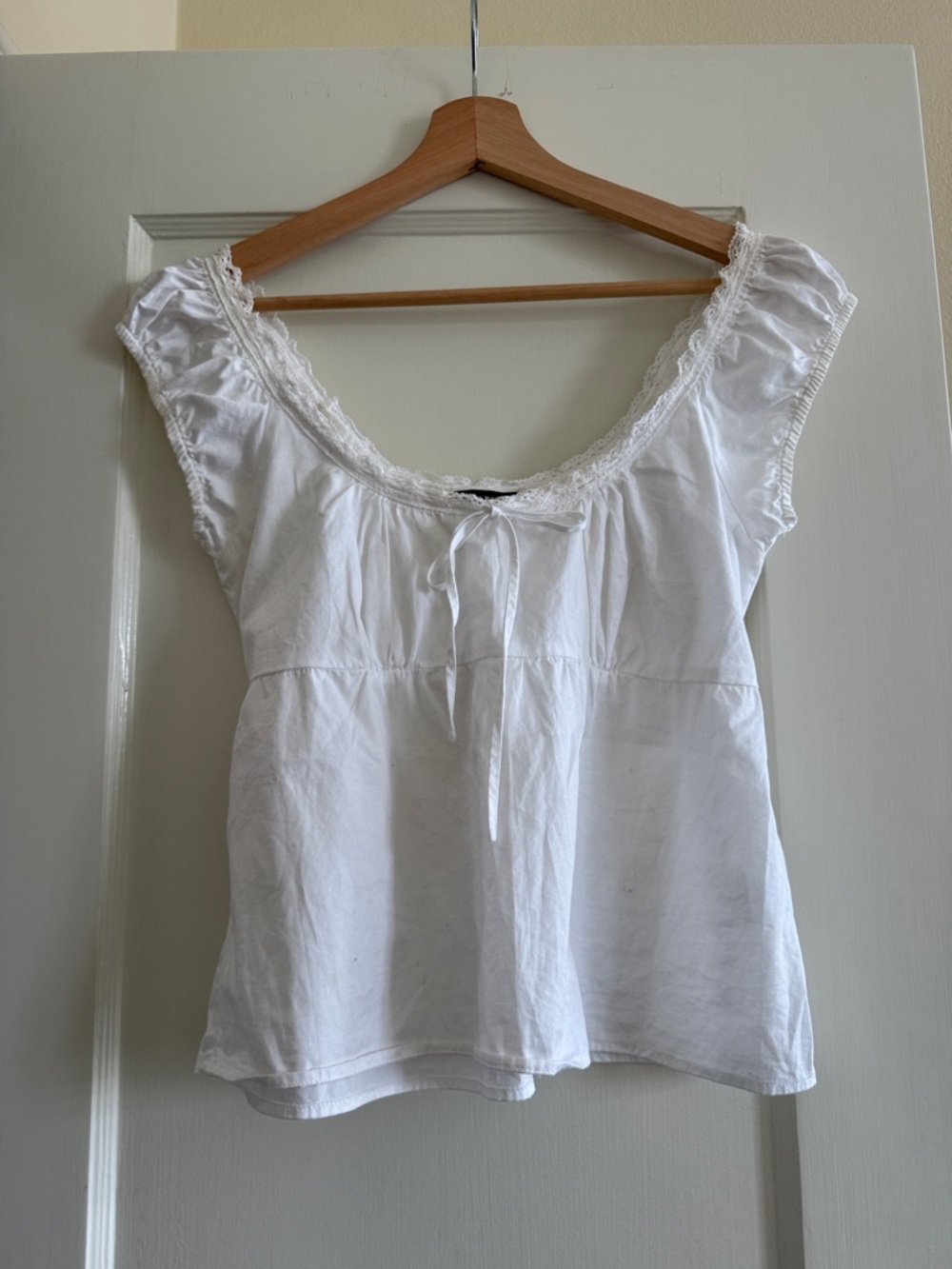 Brandy Melville White Top